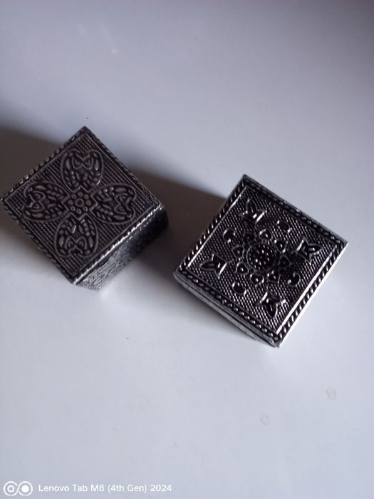 *Zestaw dwóch mini szkatulek *