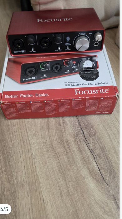 Interface focusrite scarlett 2i2