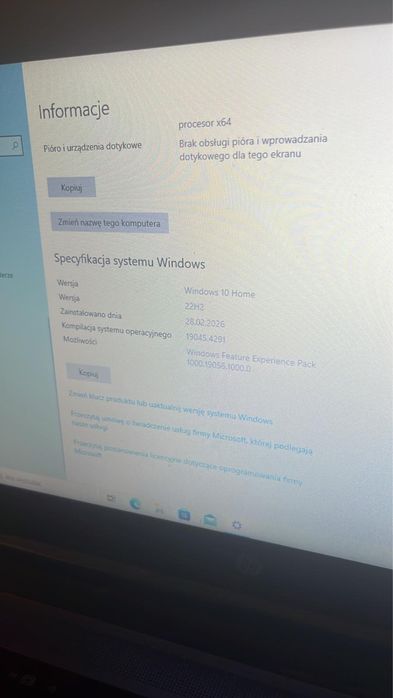 Laptop hp z ładowarką