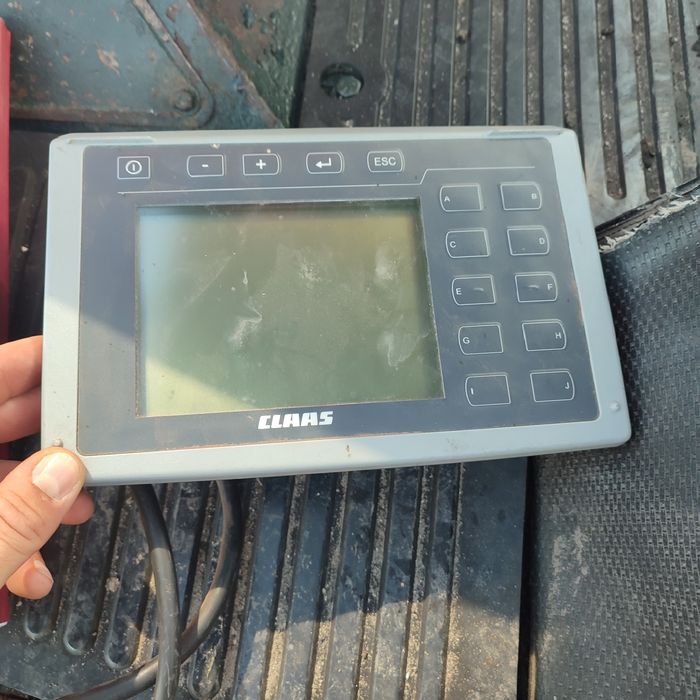 Claas rollant rc 520