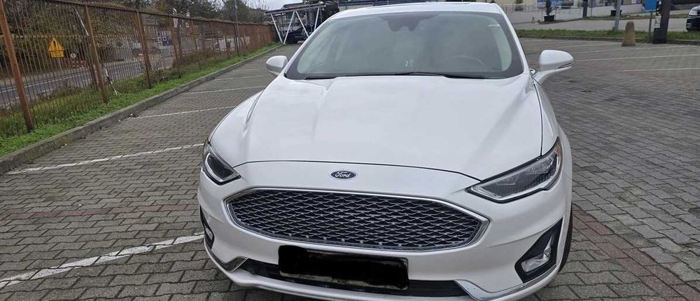 Продам Ford Fusion 2019 Plug-in