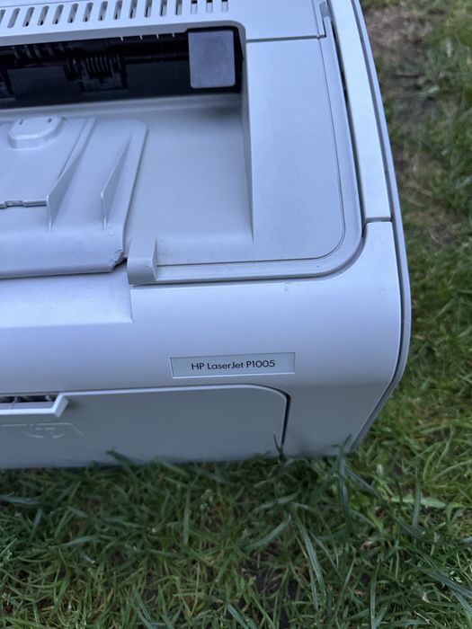 Принтер HP LaserJet P1005