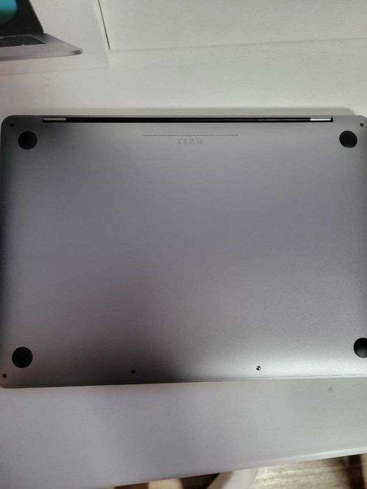 MacBook Pro 13" M2 8/256GB Space Gray