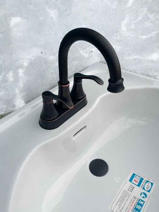 Новые комплекты раковина умывальник кран смеситель