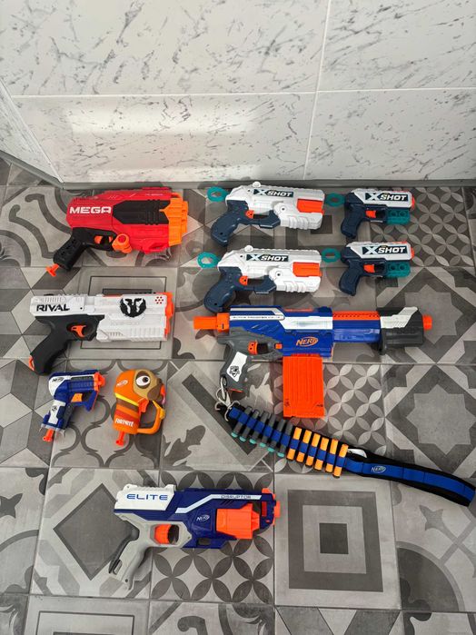 Brinquedos Nerf e acessórios
