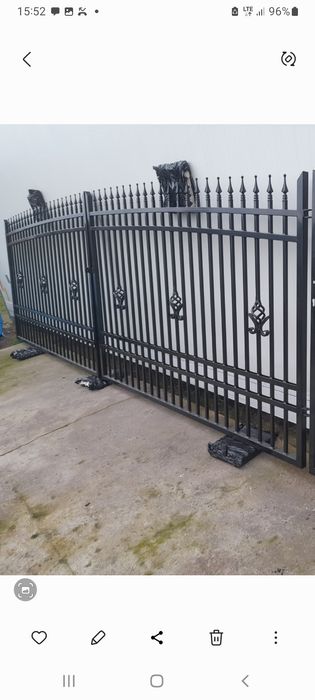 Brama dwuskrzydłowa kuta