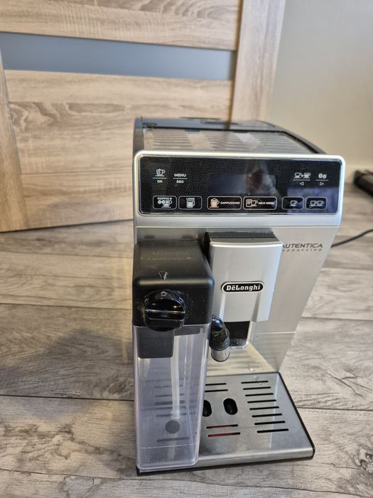 Ekspres do kawy delonghi