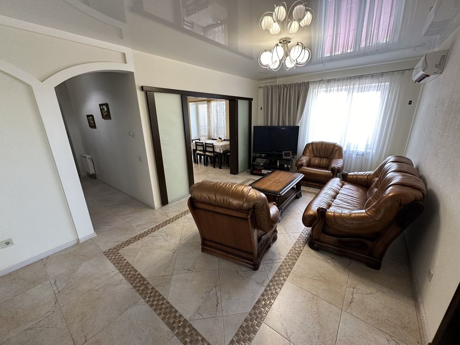 Продаи 3 ком в новом доме ул. Зеленая, Центр, ЦУМ