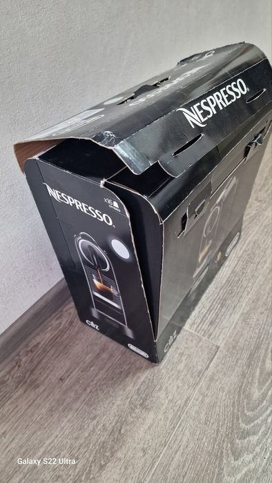 Кофеварка ДеЛонги Неспрессо