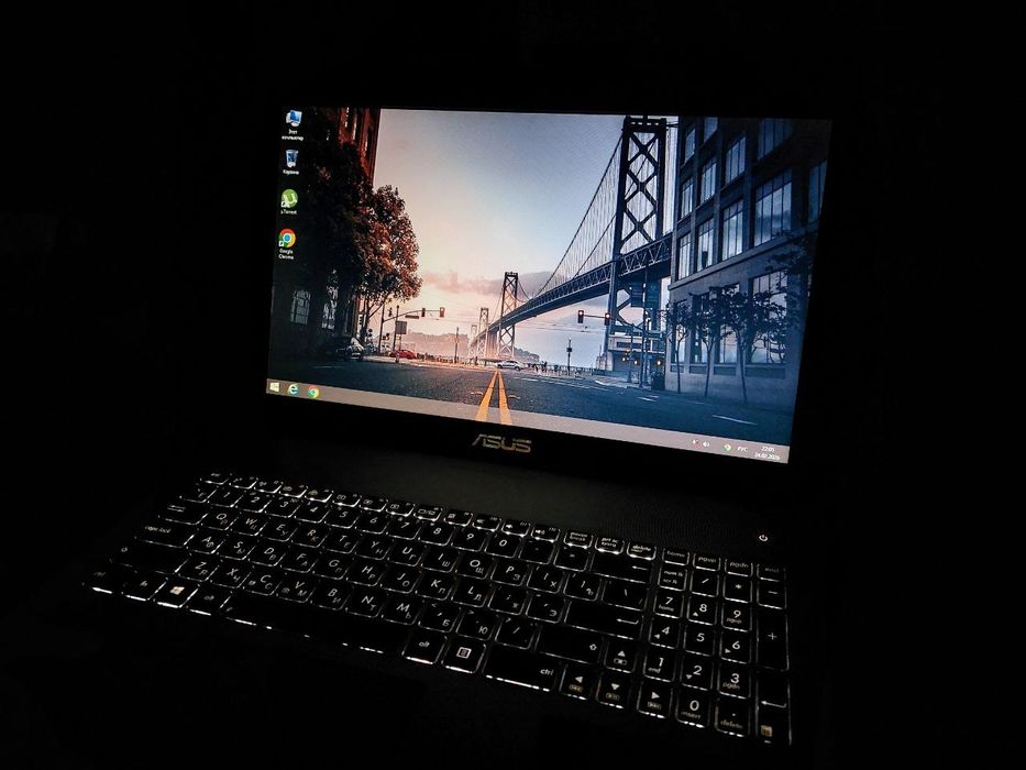 Ноутбук  Asus N56DY