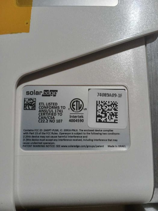 Инвертор SolarEdge SE3800H-US000BNN4