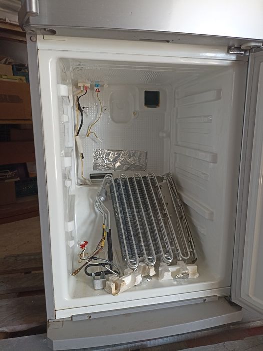 Холодильник б/у Samsung rl38