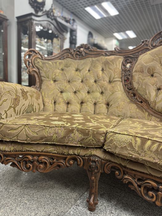 Conjunto Sofá antigo em Madeira Maciça - Negociável