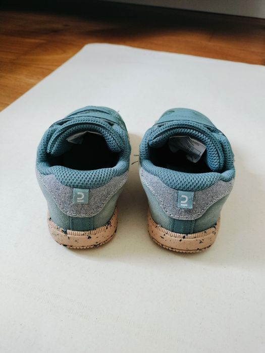 Ténis sapatilhas Decathlon tamanho 23