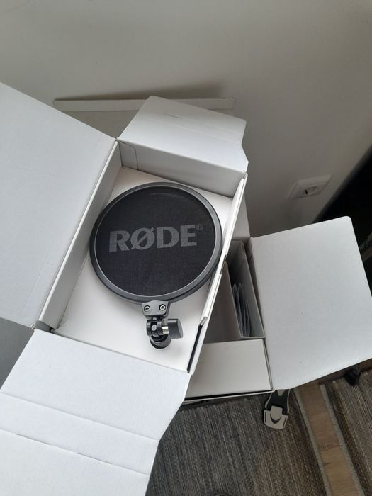 Microfone de estúdio Rode NT1-A