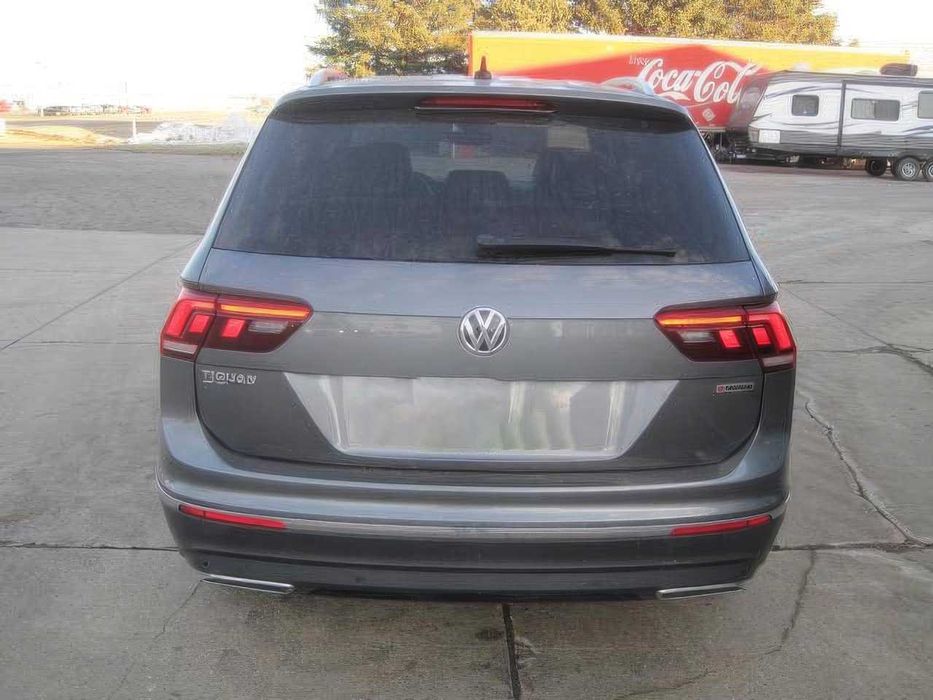 Volkswagen  Tiguan SEL      2019