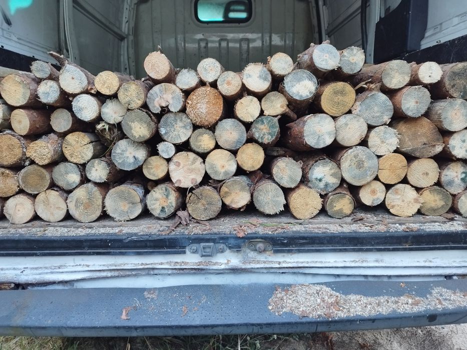 Drewno opałowe kominkowe liściaste akacja sosna drzewo opał transport