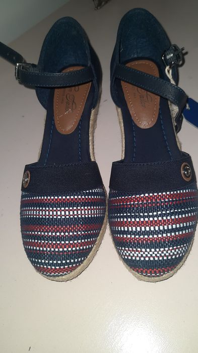 Nowe  buty na koturnie Tom Tailor