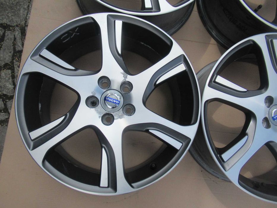 ALUFELGI 4szt R18 Volvo V50,S60,V70, S80,S90 XC40 XC60 XC70,FORD 4565