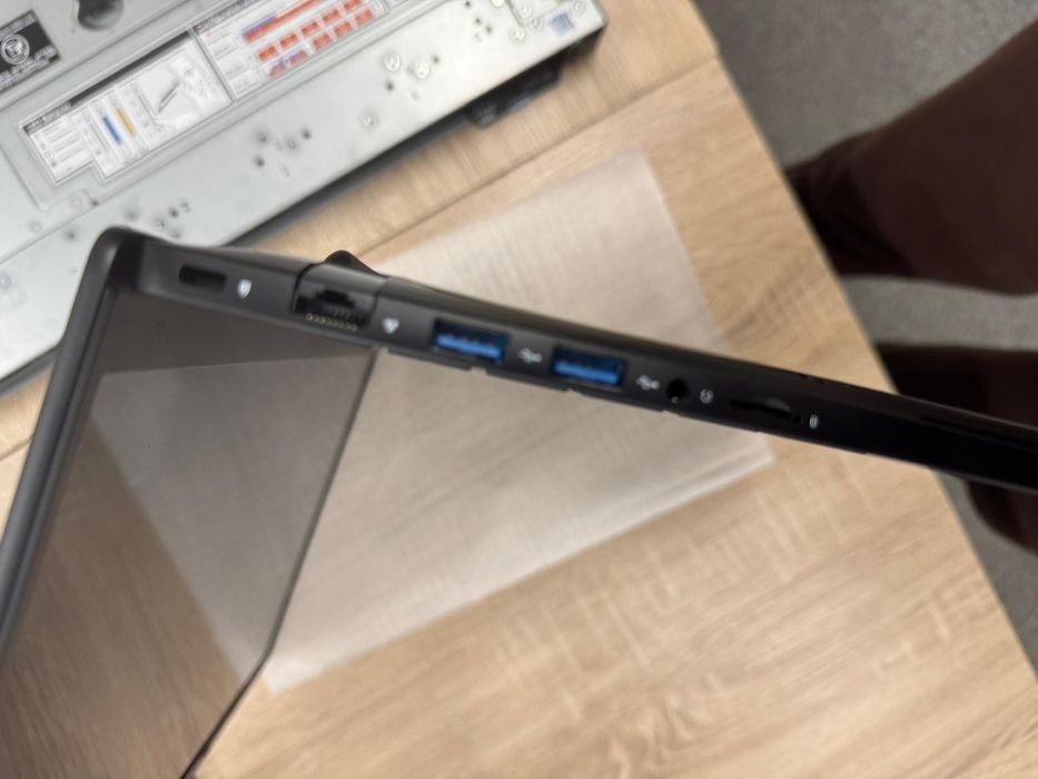 Laptop XEZOZ XLB07 wyświetlacz 15,6 cali