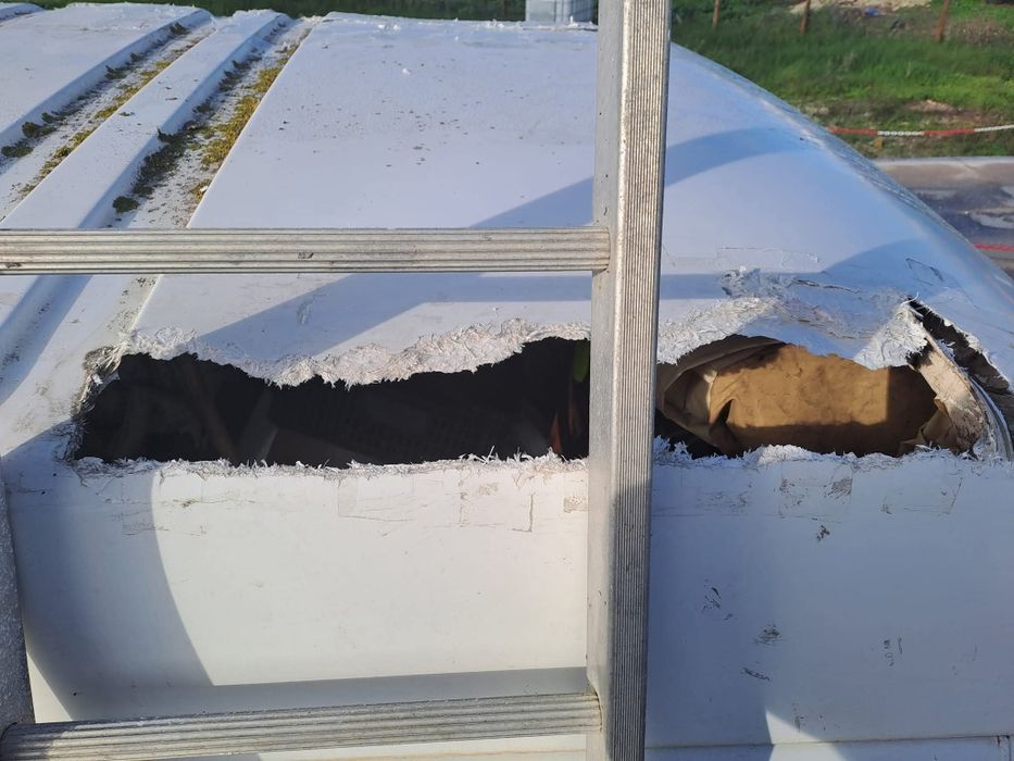 Efectua se trabalhos em fibra de vidro