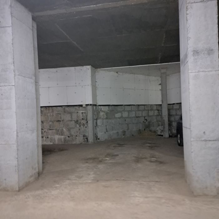 Простора 2к квартира на Фабричній