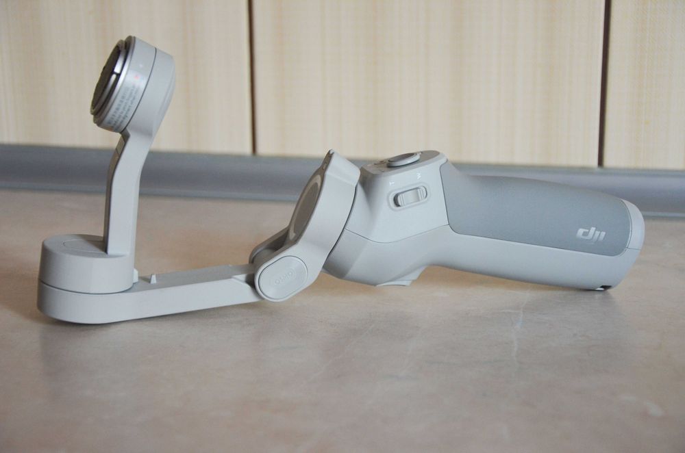 Стабилизатор DJI osmo mobile 4