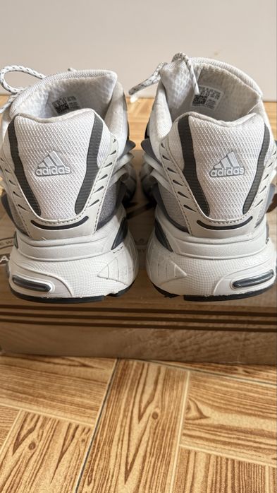 adidas Originals x Pharrell Virginia Adistar Jellyfish