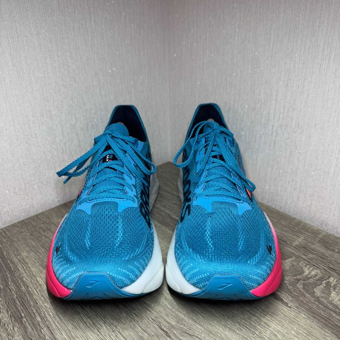 Кросівки brooks hyperion max 2