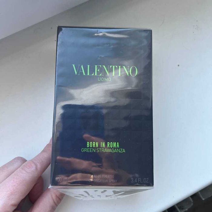 Valentino Born in Roma Uomo Green Stravaganza 100 мл  Оригінал