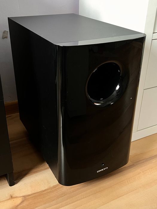 AV-Ресивер Onkyo TX-SR307 + Onkyo SKS-HT528