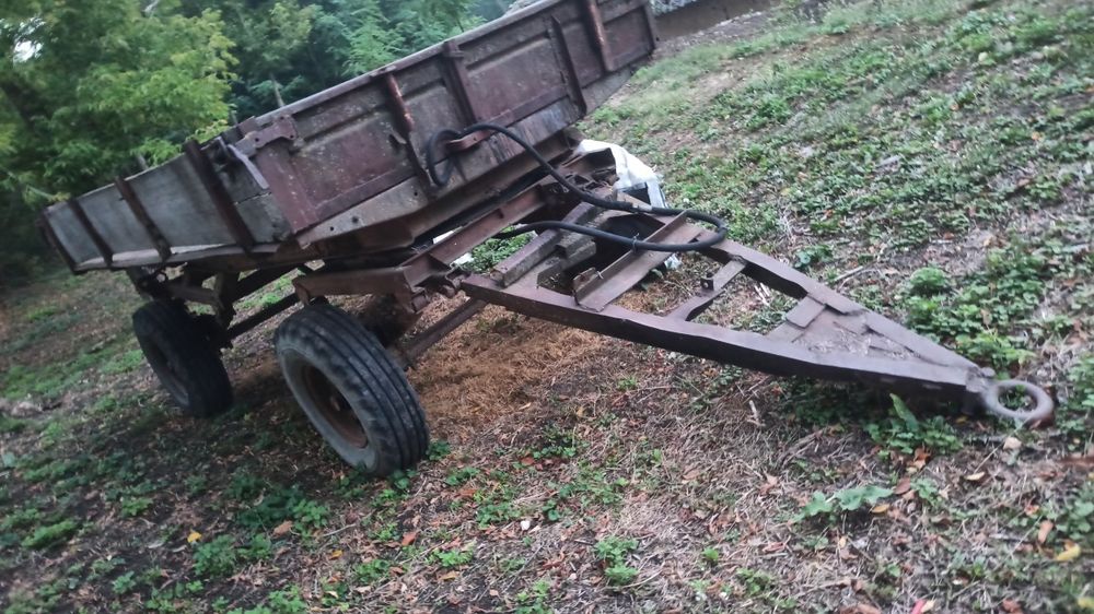 Продам причіп ПТС 2.4