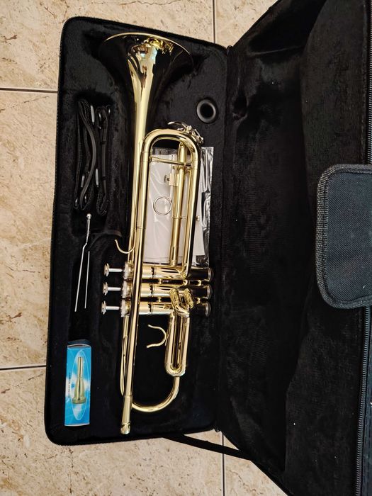 Trąbka do nauki gry, nowa, na prezent.