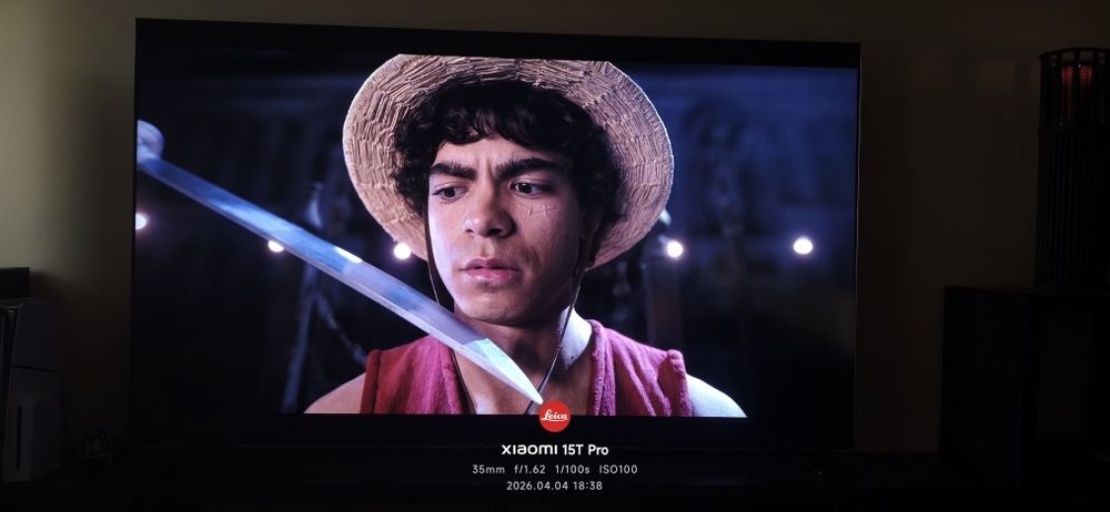 TV SONY BRAVIA 7  4 K / 75 POLEGADAS  /  120 HZ / Acabamento metálico
