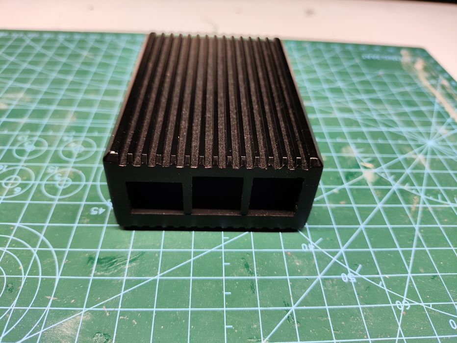 Aluminiowa obudowa Raspberry Pi 5 - pasywne chłodzenie - heatsink case
