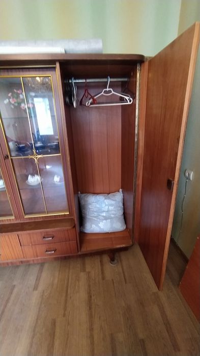 Отдам даром шкаф