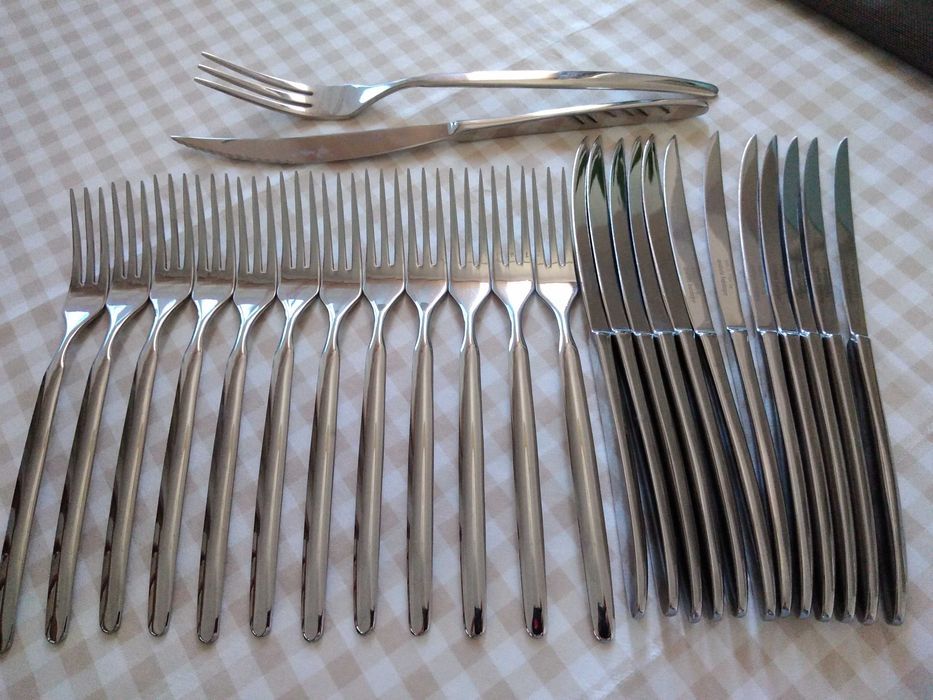 Faqueiro de 26 peças em inox edição Anabela Baldaque