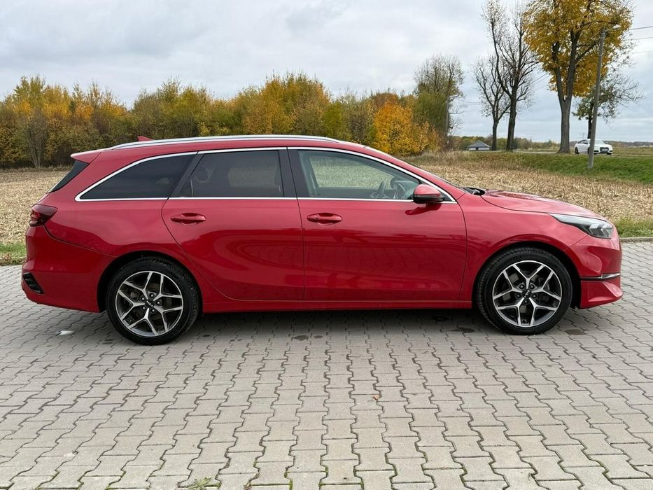 Kia Ceed BussinesLine*FullLed*GrzaneFotele*Kamera*SerwisAso*Carplay*Keyless*ACC