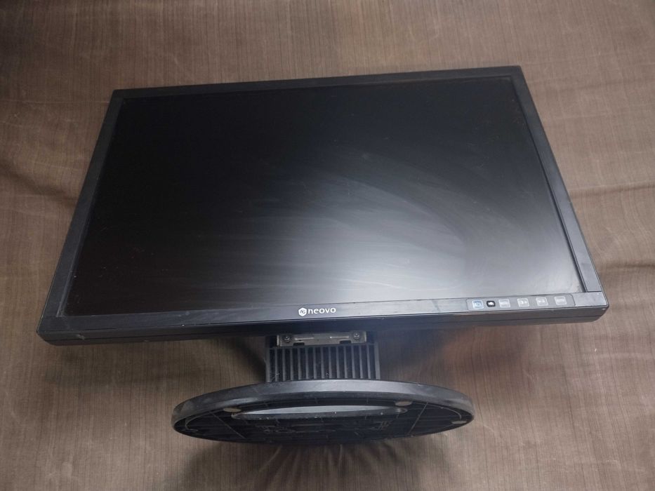 Monitory LG 19 i lenowo