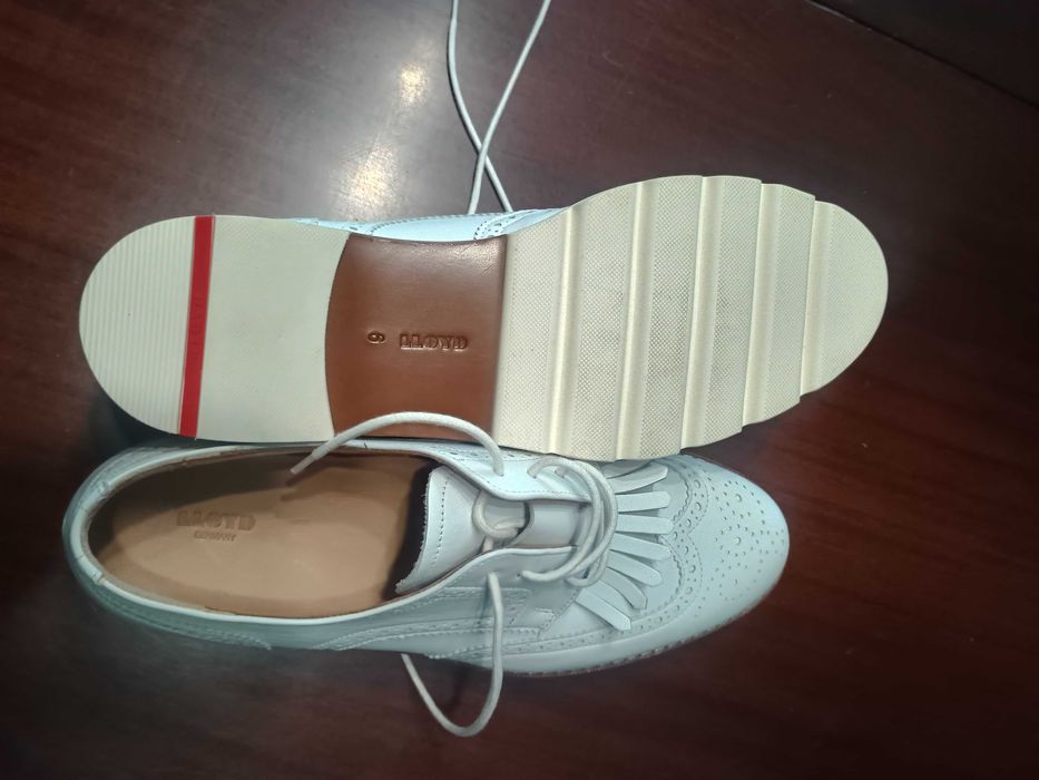 Жіночі лофери преміум якості від фірми Lloyd