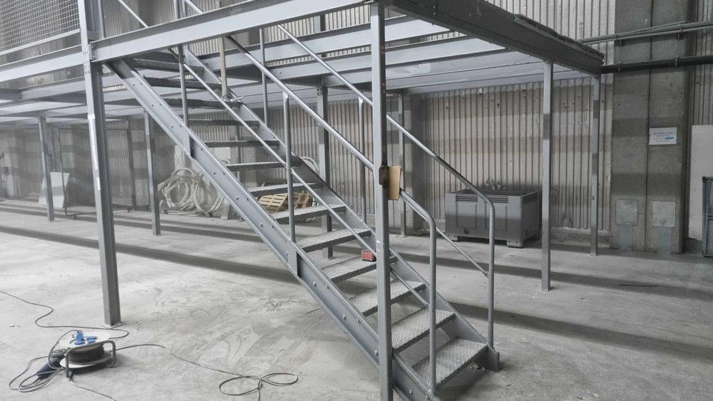 Podest konstrukcja stalowa do hali