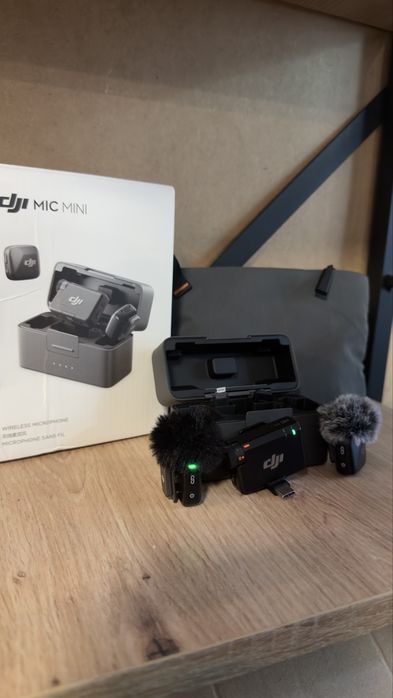 Мікрофонна радіосистема DJI Mic Mini 2TX + 1RX + lightning +Charging Case
