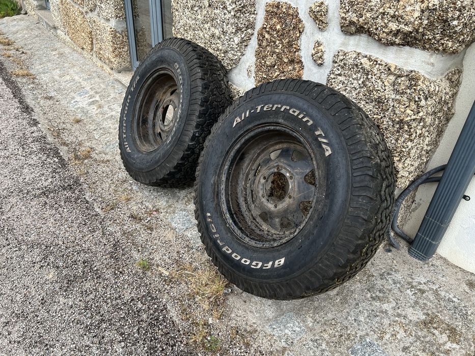 2 Pneus BF Goodrich All Terrain T/A K02 235/85 R16 120/116S