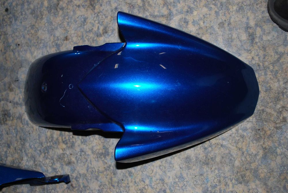 SUZUKI BANDIT 2009 część owiewki silnik lagi koło