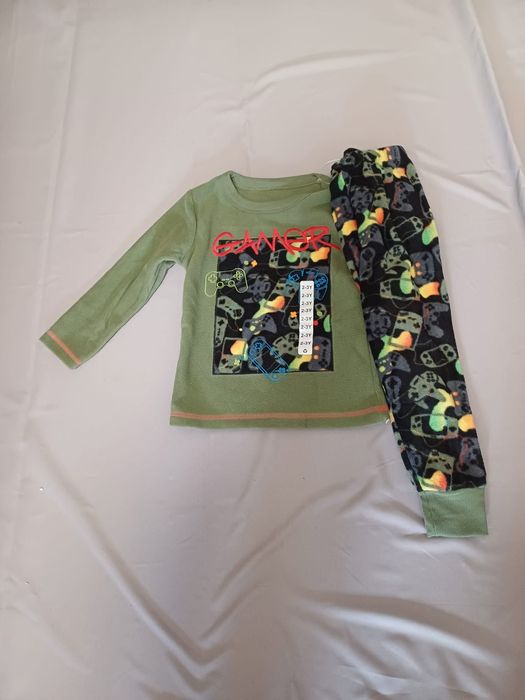 Nowa piżamka pluszowa dla chłopca 2-3 latka