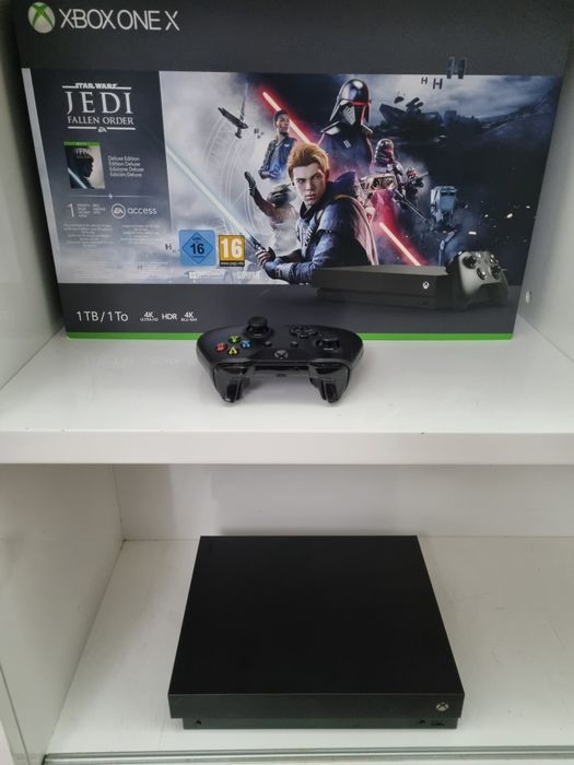 Xbox one X como nova