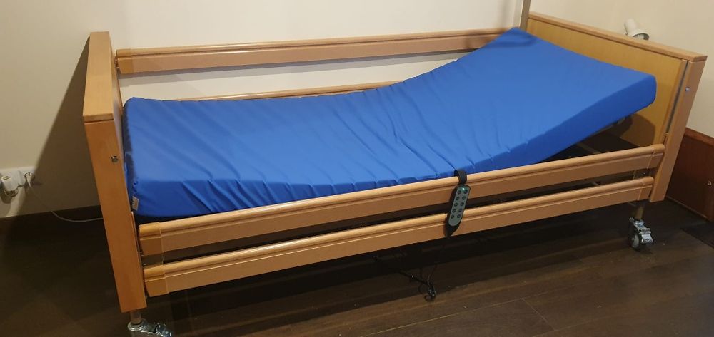 Sprzedam nowe łóżko rehabilitacyjne.