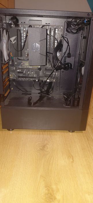 Sprzedam komputer do gier