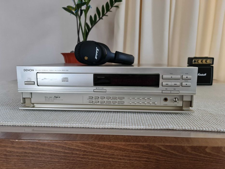Програвач Denon DCD-1290 20-bit Audio-CD
