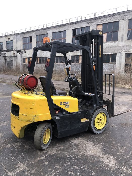 Автонавантажувач вилочний